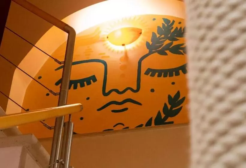 Retkeilymaja Ahoy Surf House