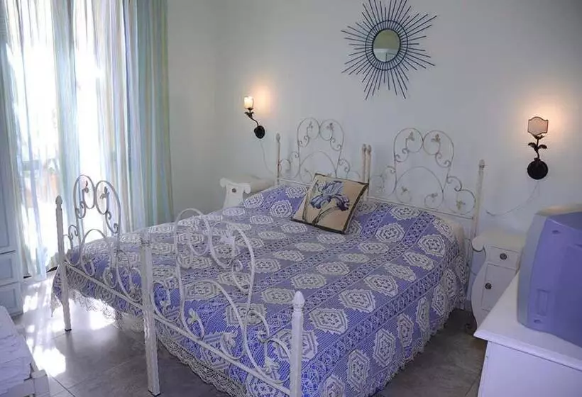 Aamiaismajoitus (B&B) Affittacamere A Tre Minuti In Spiaggia Il Veliero