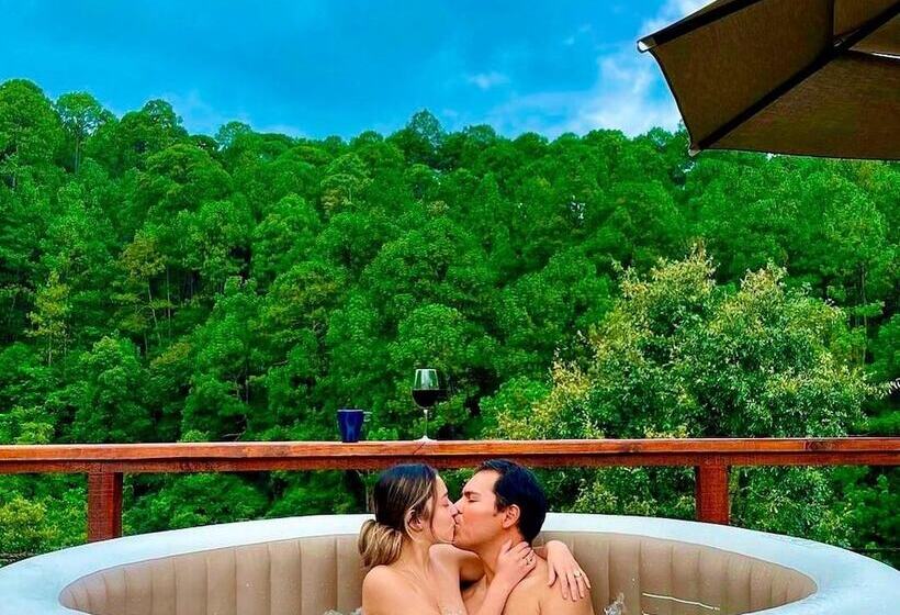 Hotel Kapsułowy La Estela Bubble Glamping