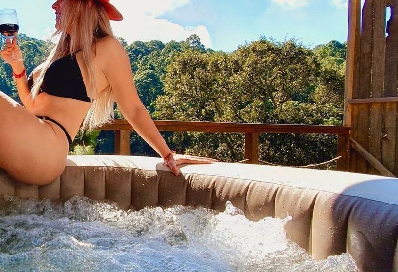 Hotel Kapsułowy La Estela Bubble Glamping