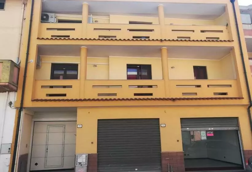 پانسیون Guesthouse Loru