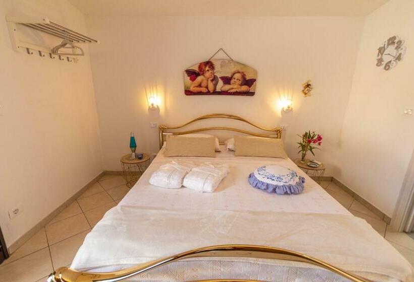 مبيت وإفطار Villa Enza