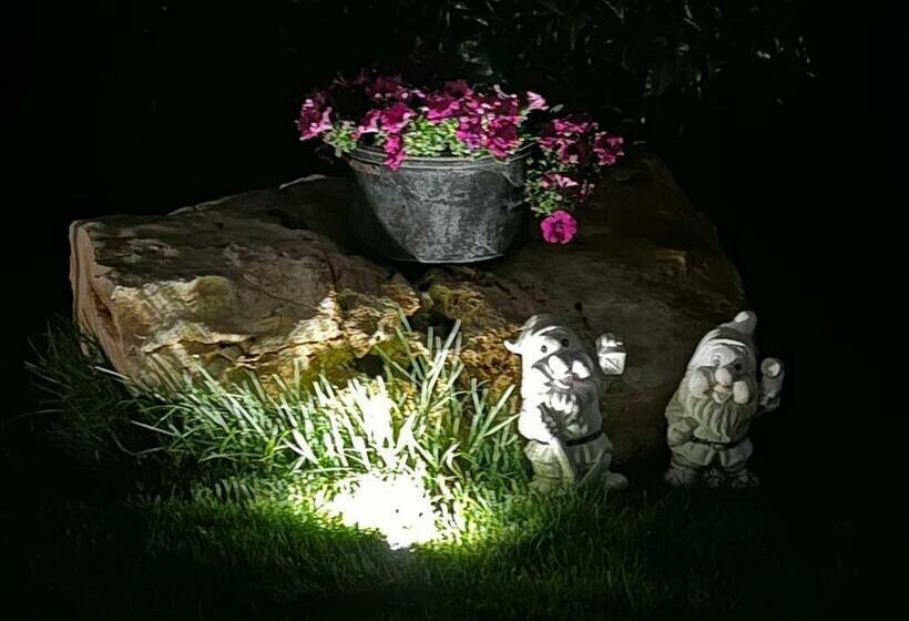 مبيت وإفطار Villa Enza