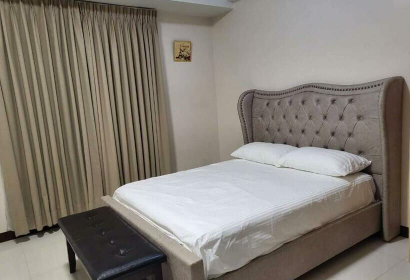 Newport 101 West Wing