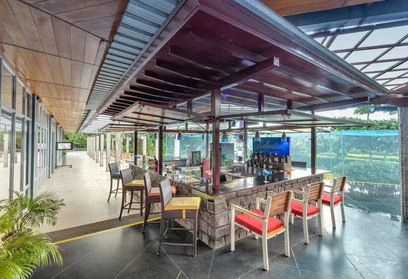 호텔 Club Mahindra Puducherry