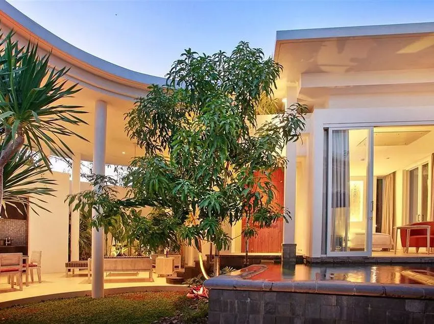 Delmango Villa Estate