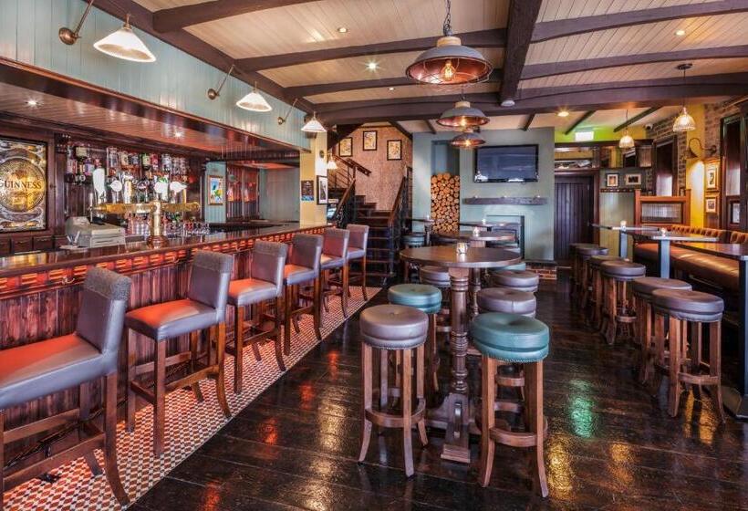 בית מלון כפרי Downings Bay