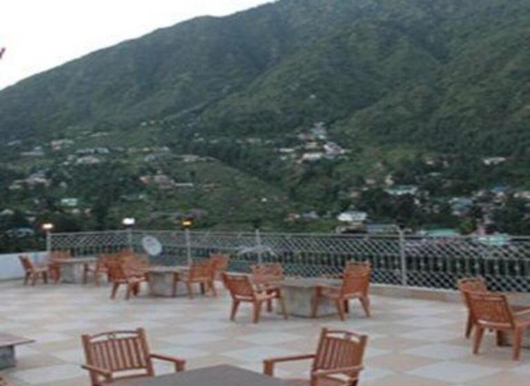 호텔 Gandhi S Paradise