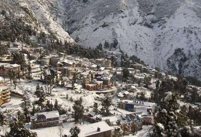 בית מלון כפרי Gandhi S Paradise