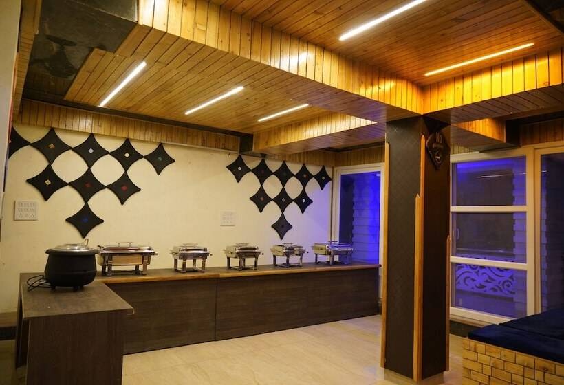 호텔 Gandhi S Paradise