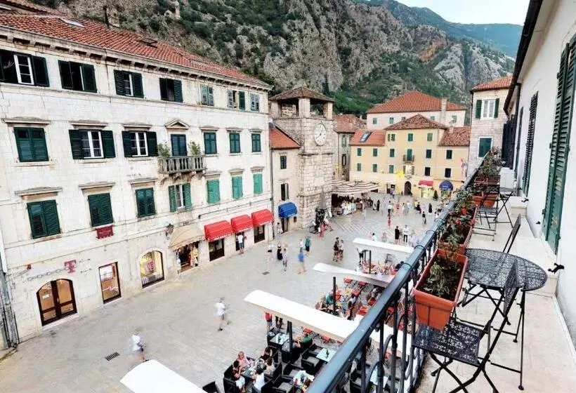 Historic Boutique Hotel Cattaro