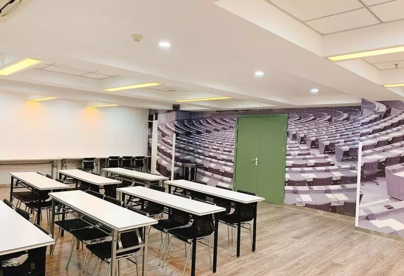 Ibis Hotel Lanzhou Zhangye Road