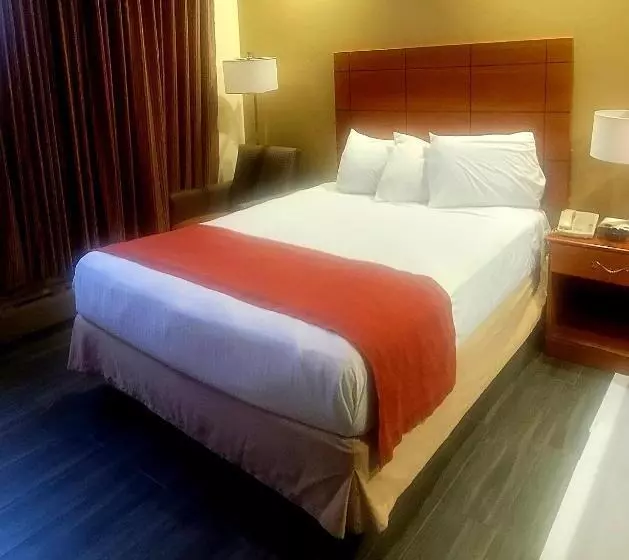 فندق Jets Motor Inn