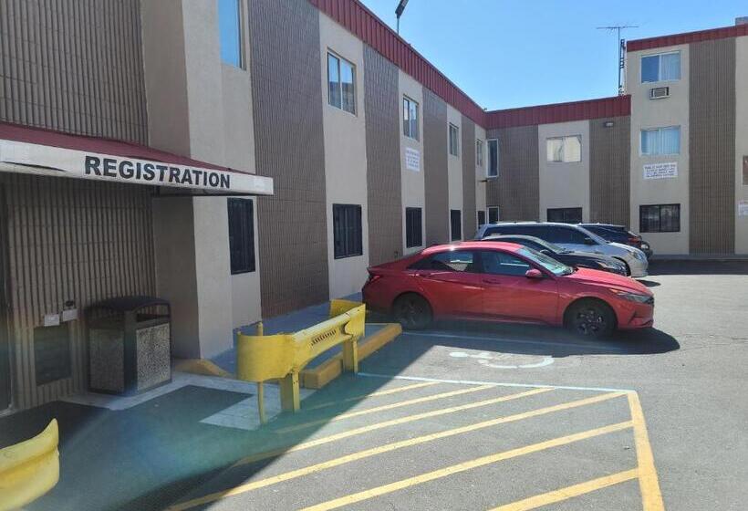 酒店 Jets Motor Inn