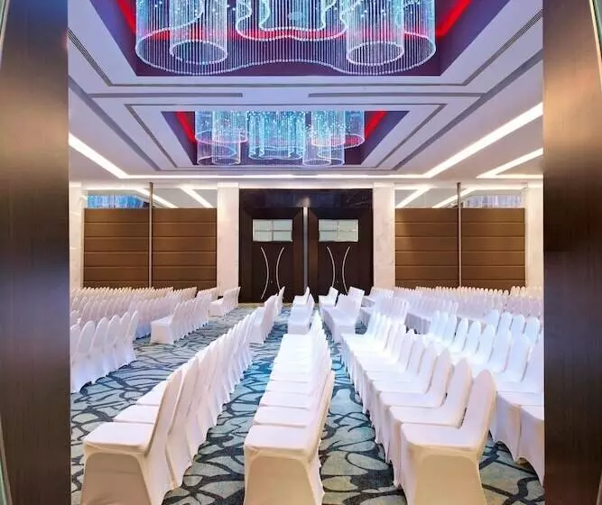 酒店 Le Méridien Coimbatore