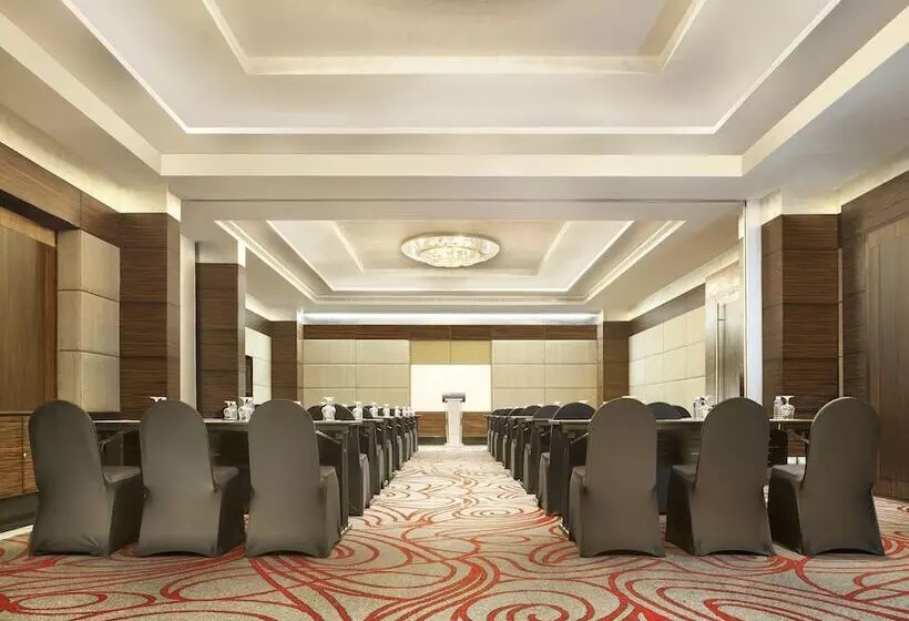 酒店 Le Méridien Coimbatore