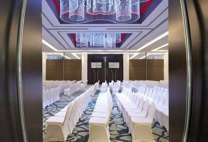 酒店 Le Méridien Coimbatore