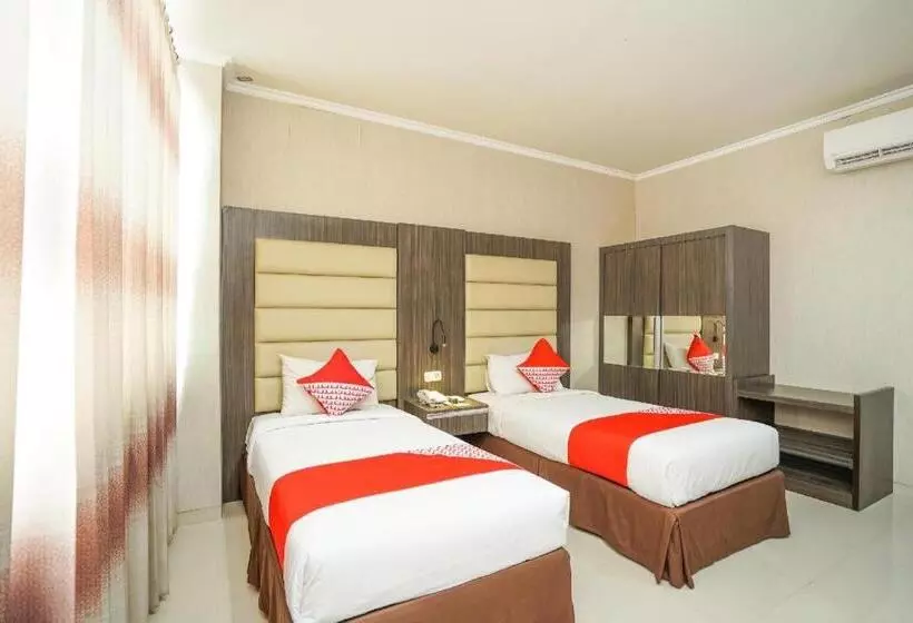 Hotel Maumu  & Lounge