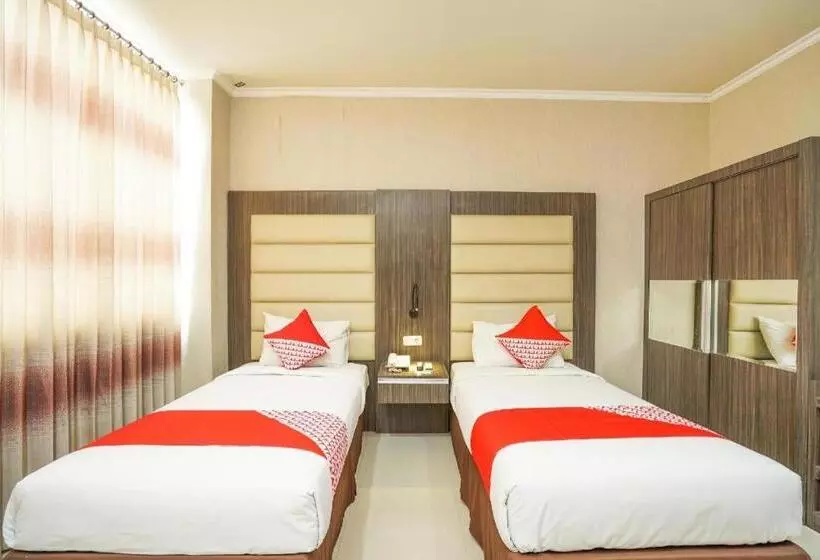 Hotel Maumu  & Lounge