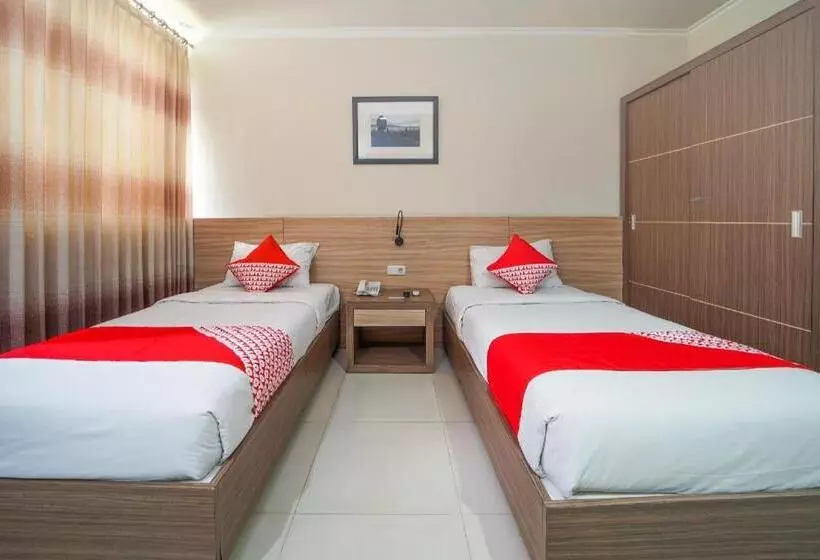 Hotel Maumu  & Lounge