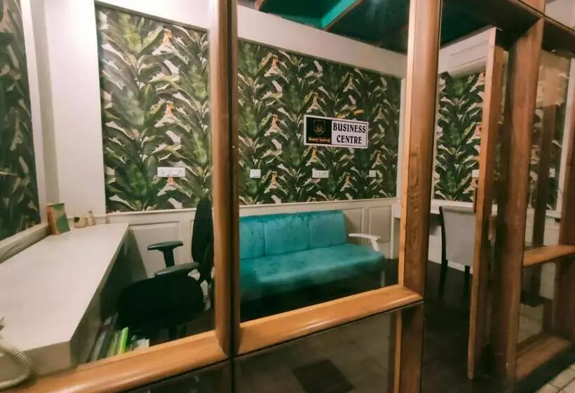 هتل Natraj Rishikesh