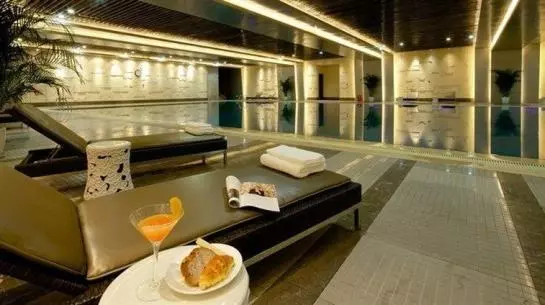 Nanjing Lakehome Hotels And Resorts
