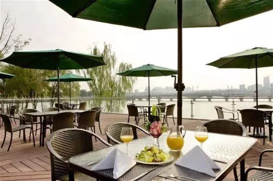 Nanjing Lakehome Hotels And Resorts