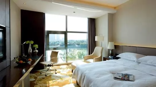 Nanjing Lakehome Hotels And Resorts