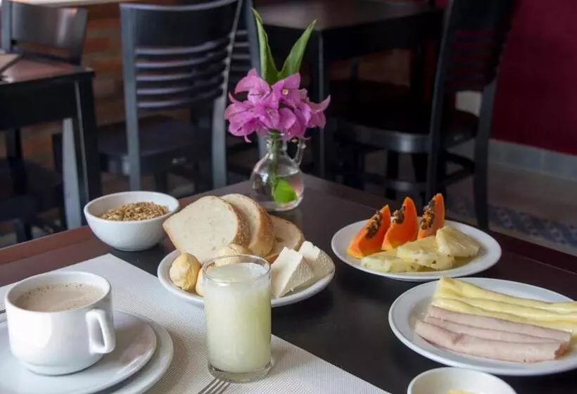 호텔 Pousada Camburi