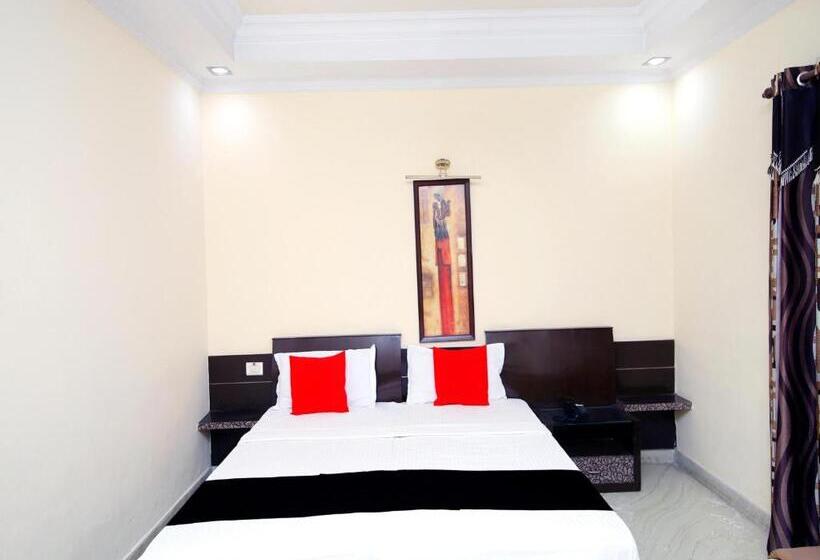 ホテル Sanjog International