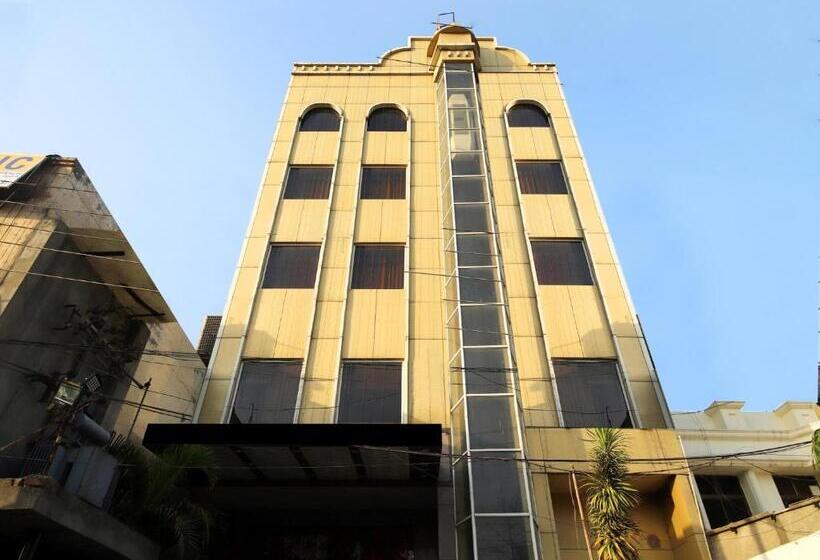 ホテル Sanjog International