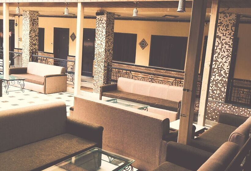 בית מלון כפרי Saraswati