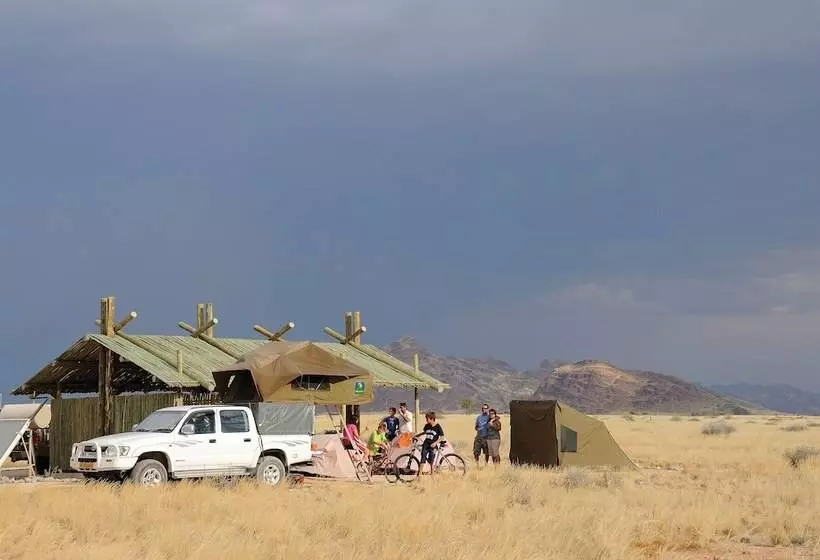 هتل Sossus Oasis Camp Site