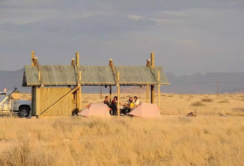 هتل Sossus Oasis Camp Site