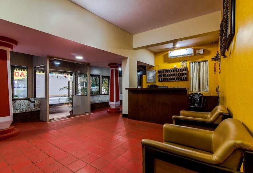 בית מלון כפרי The Mira Goa