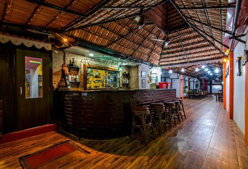 בית מלון כפרי The Mira Goa