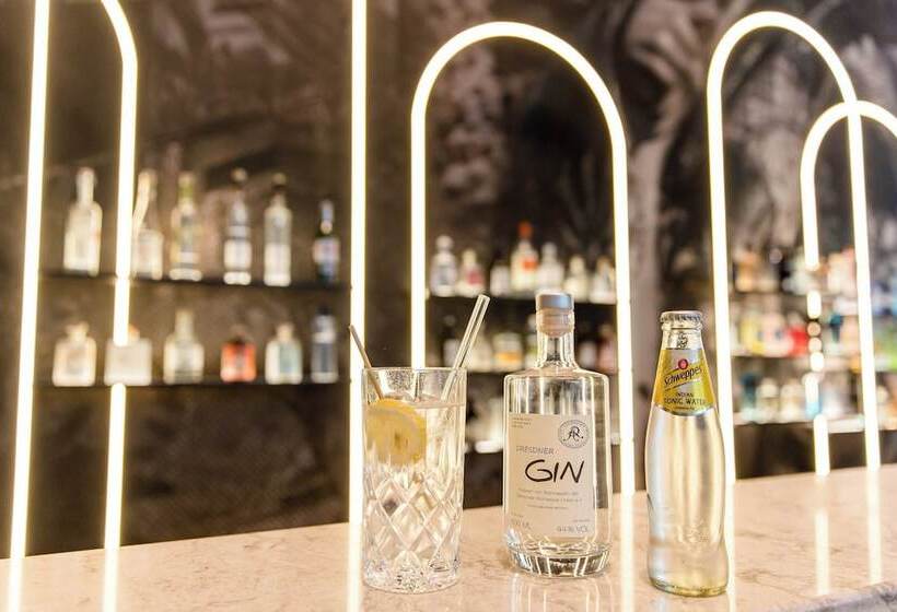 Motel One Dresden Am Zwinger