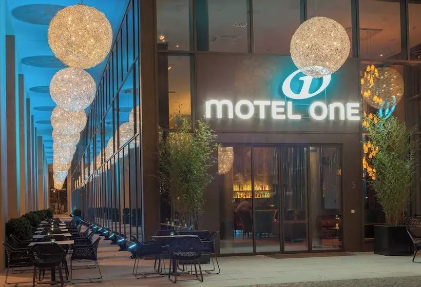 Motel One Dresden Am Zwinger