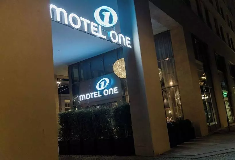 Motel One Dresden Am Zwinger