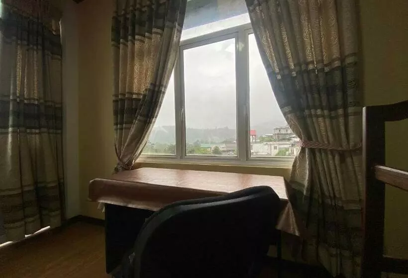 Aamiaismajoitus (B&B) Subra Villa