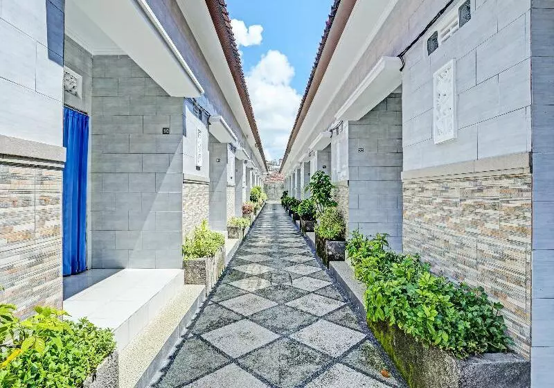 هتل Oyo 91206 Abian Dedari Mesari