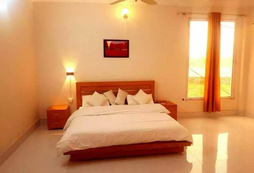 پانسیون Peridot Vacation Inn, Bahria