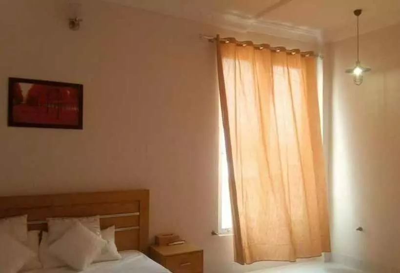 پانسیون Peridot Vacation Inn, Bahria