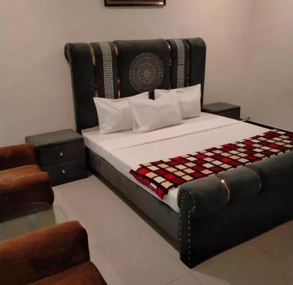 پانسیون Peridot Vacation Inn, Bahria