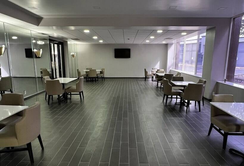 Otel Quality Inn Fort Worth   Downtown East