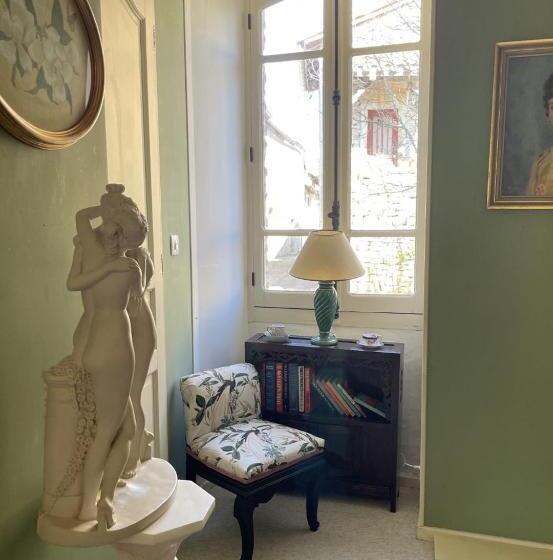 ベッドアンドブレックファースト Maison Lavande