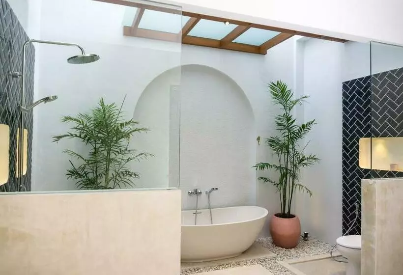 تختخواب و صبحانه Soobali La Fountain 3br