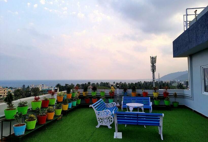 Отель Cannystay Rrr Marina