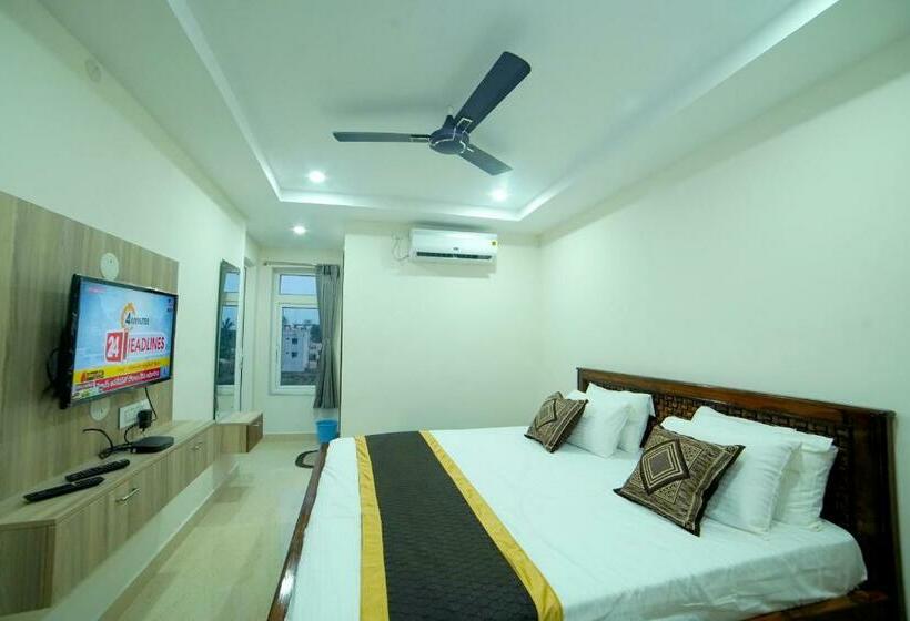 Отель Cannystay Rrr Marina