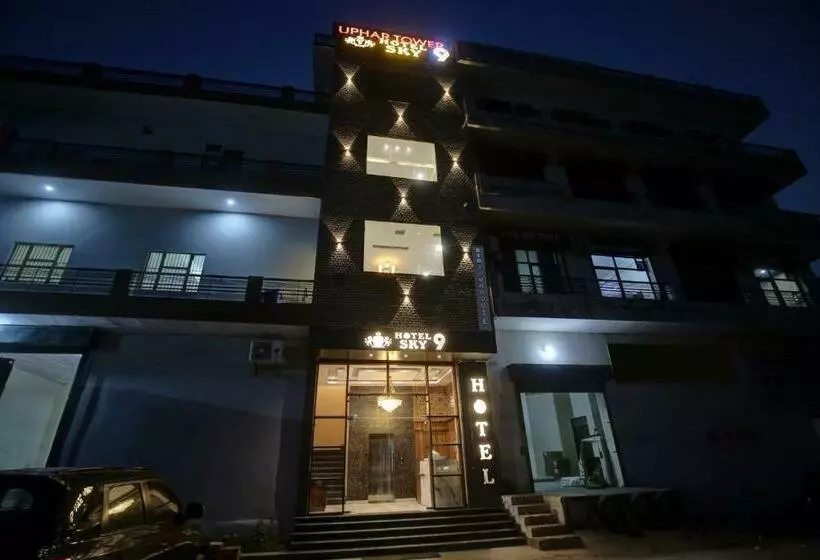 ホテル Townhouse Sky